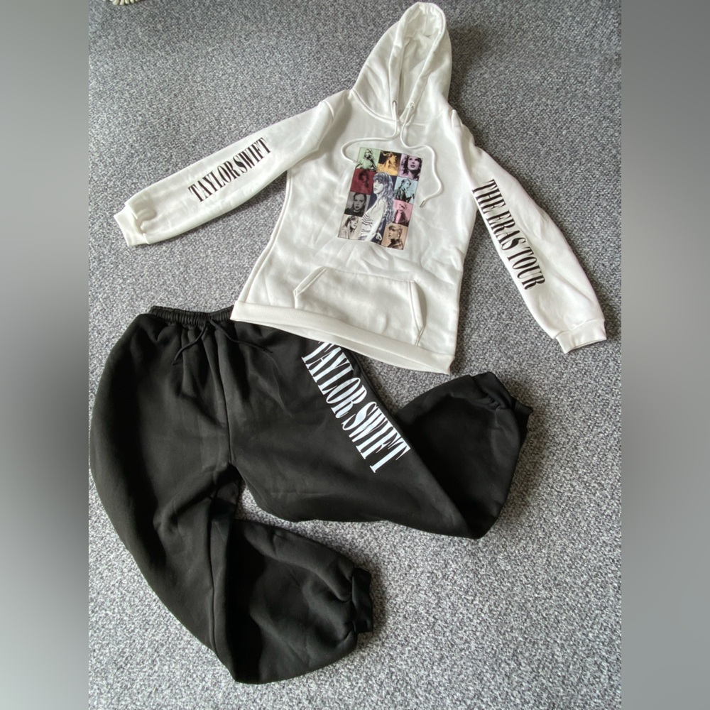 Taylor Swift Matching Set